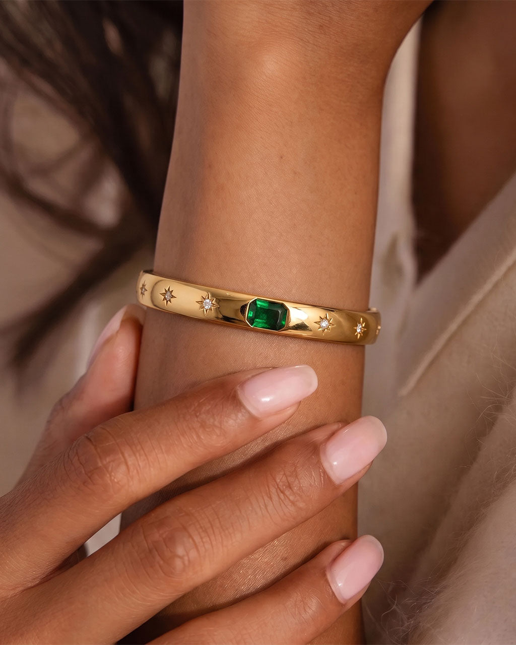 Luxury North Star Green Stone Waterproof Gold Bangle