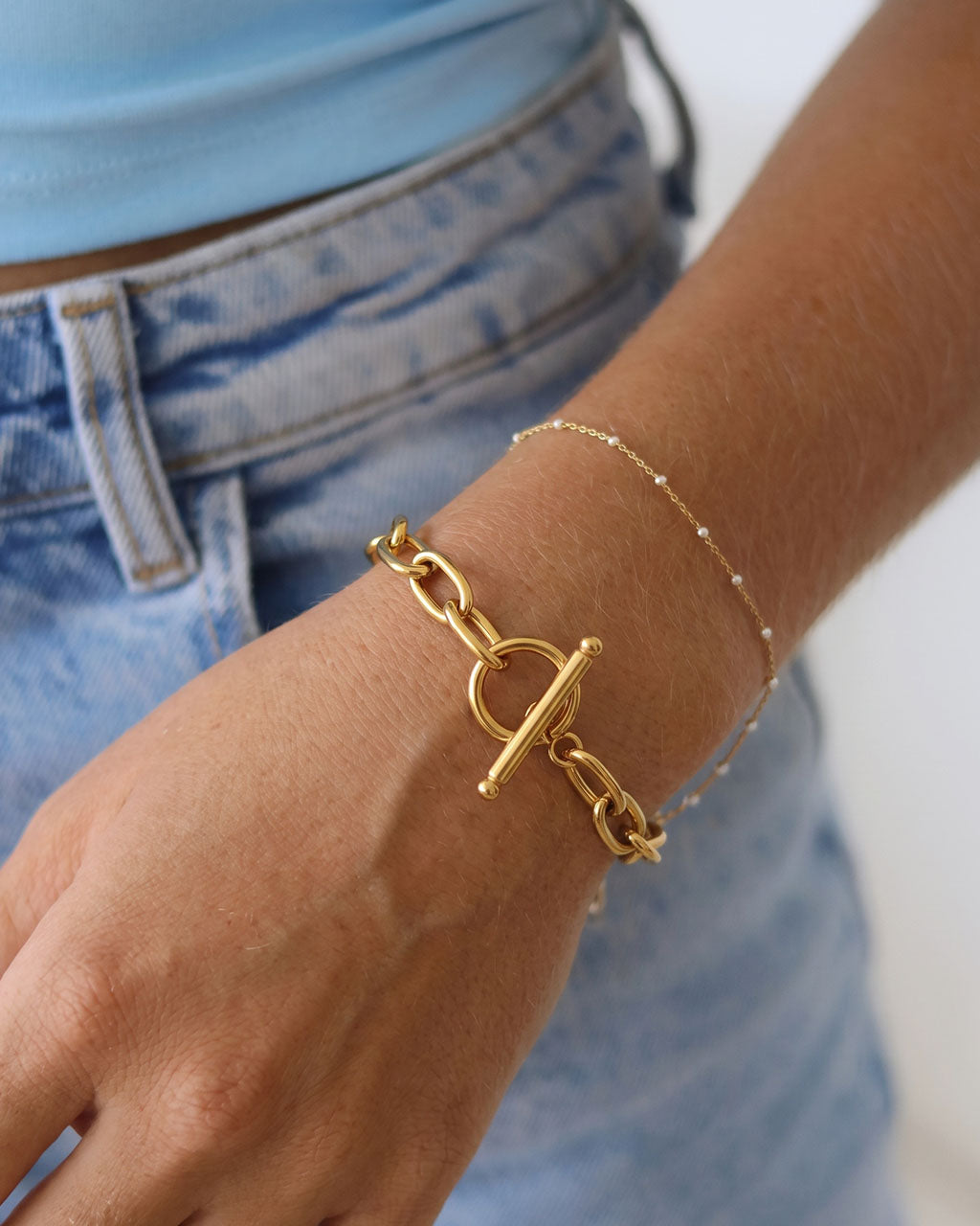 Polished Oval Link T Bar Waterproof Gold Bracelet